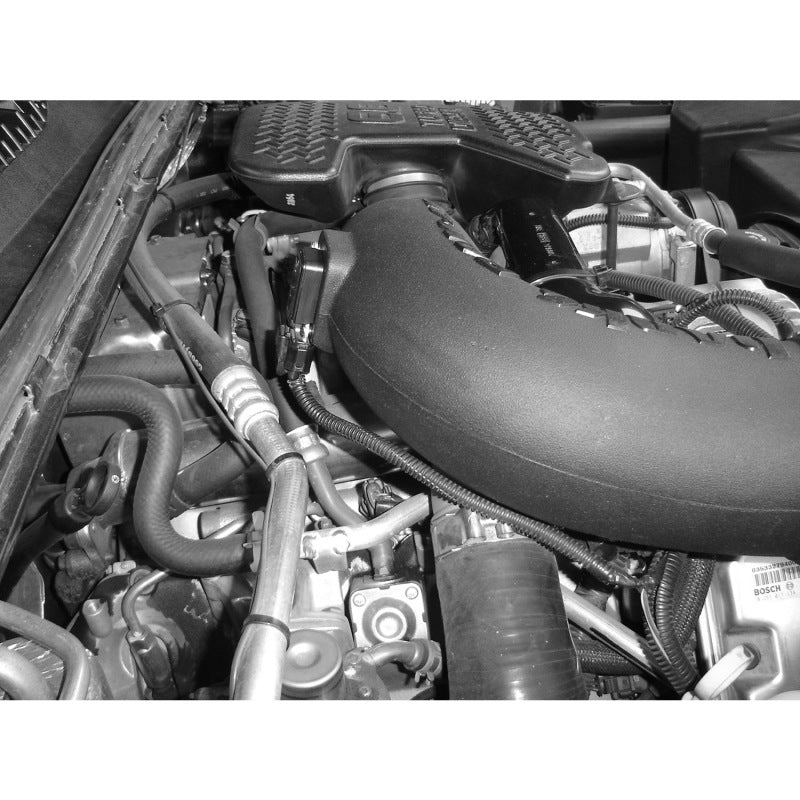 
                      
                        Banks Power 04-05 Chevy 6.6L LLY Ram-Air Intake System
                      
                    