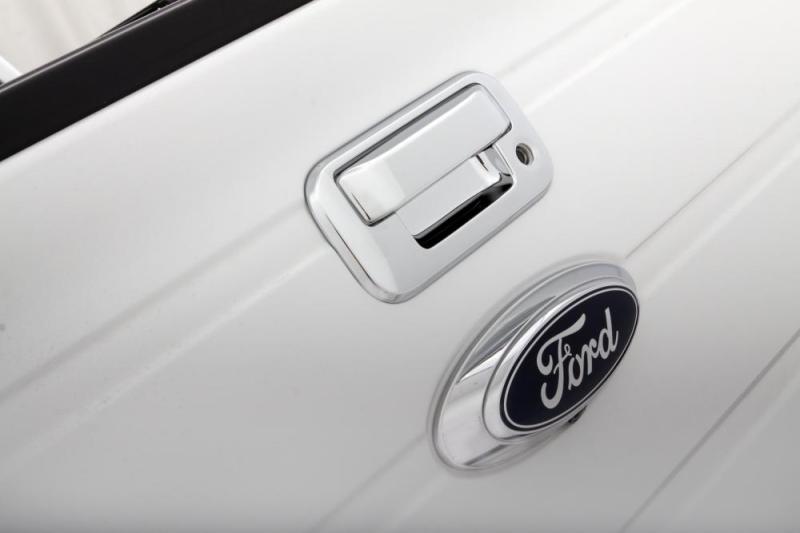 
                      
                        AVS 04-14 Ford F-150 Tailgate Handle Cover 2pc - Chrome
                      
                    