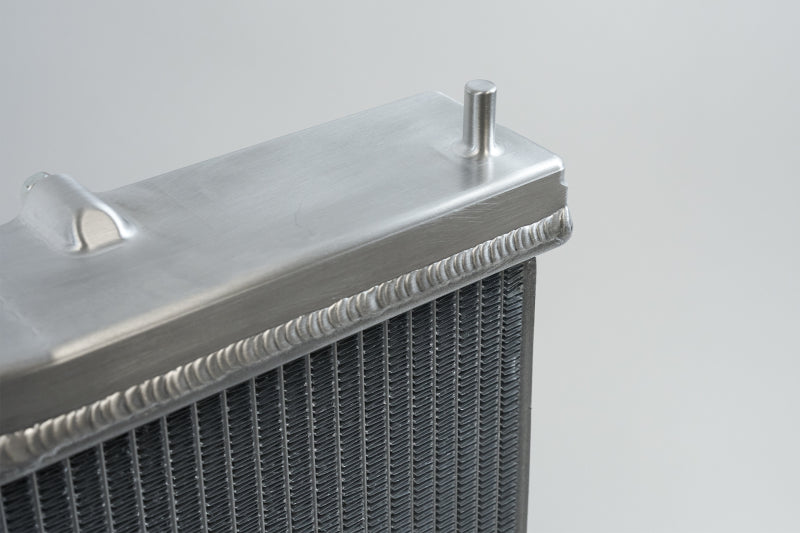 
                      
                        CSF Nissan R33 Skyline GT-R/GTS Full Billet Aluminum High-Performance Radiator
                      
                    