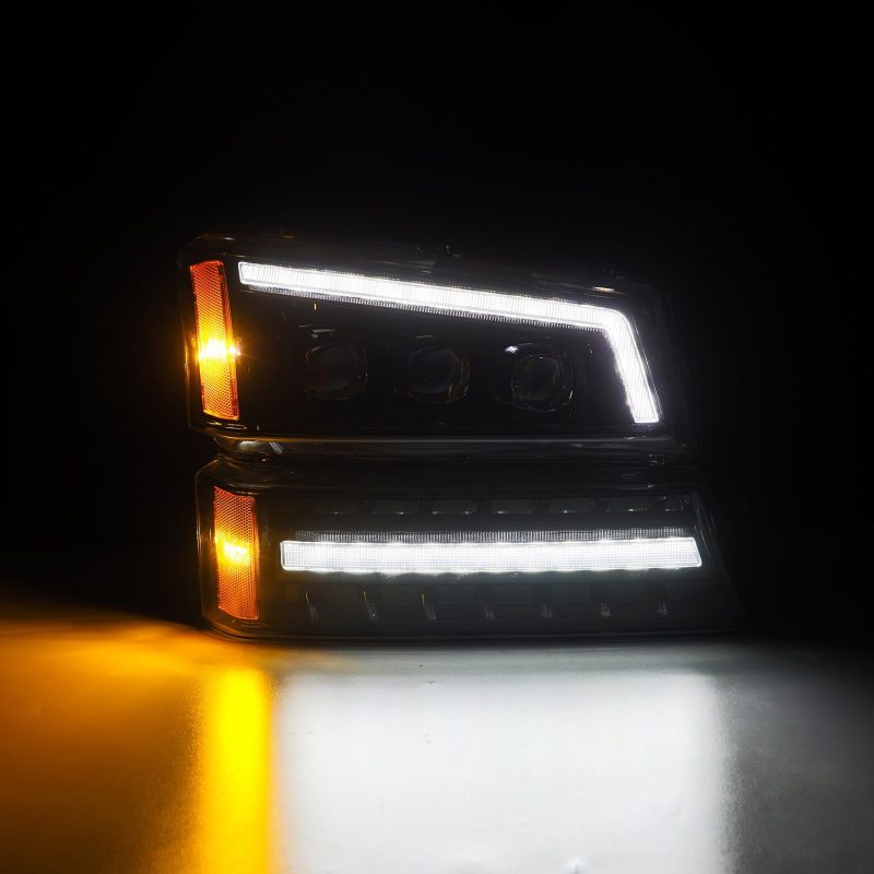 
                      
                        AlphaRex 03-06 Chevy Silverado 1500/2500HD/3500HD/Avalanche Alpha-Black NOVA LED Proj Headlights
                      
                    