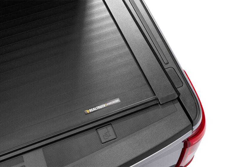 
                      
                        Roll-N-Lock 17-19 Ford F-250/F-350 Super Duty SB 80-3/8in A-Series Retractable Tonneau Cover
                      
                    