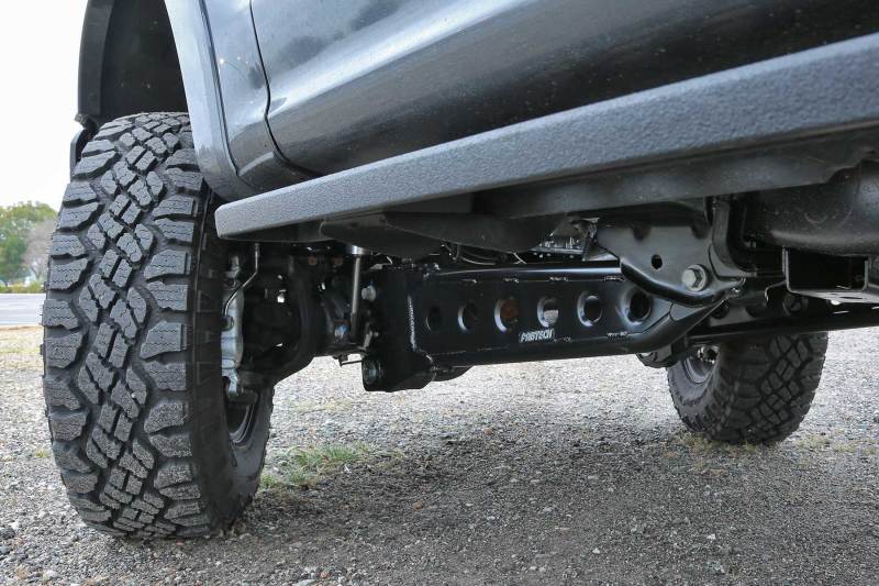 
                      
                        Fabtech 05-20 Ford F250/350 & 08-20 Ford F450/550 4WD 4/6/8in Lift Radius Arm System
                      
                    