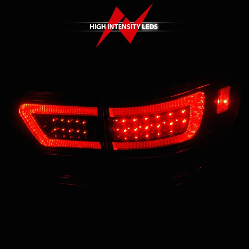 
                      
                        ANZO 11-13 Jeep Grand Cherokee LED Taillights w/ Lightbar Black Housing/Clear Lens 4pcs
                      
                    