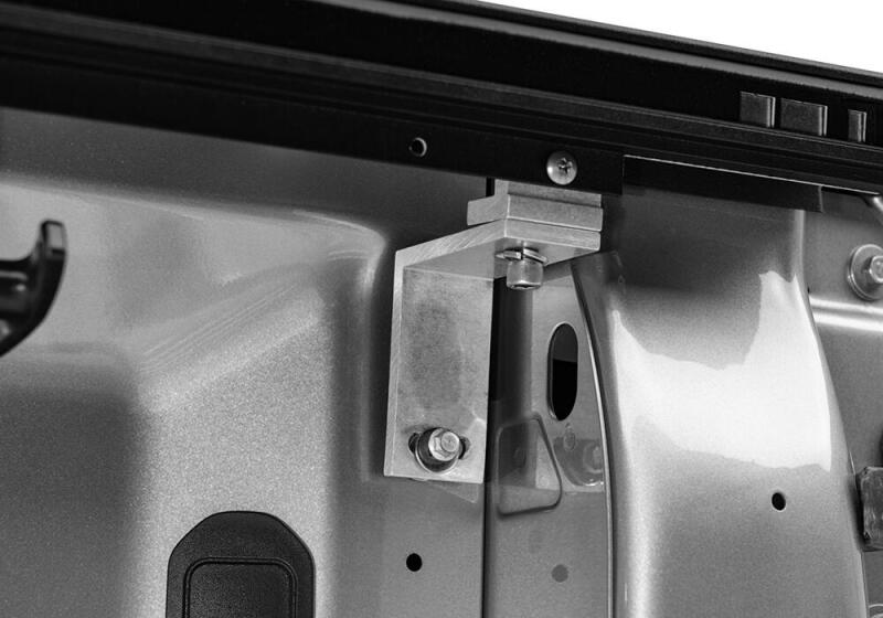 
                      
                        Roll-N-Lock 17-19 Ford F-250/F-350 Super Duty 80-3/8in E-Series Retractable Tonneau Cover
                      
                    